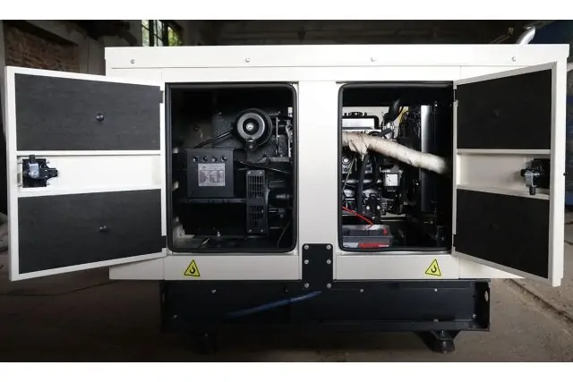 Дизельний генератор UNIVERSAL UND-YD22 KVA 4