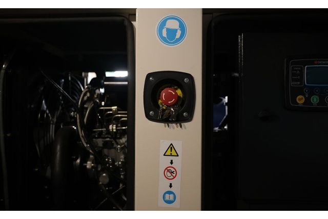 Дизельный генератор UNIVERSAL UND-YD 22 KVA