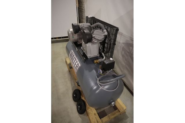 Компрессор поршневой WALTER GK 630-4,0/270 P