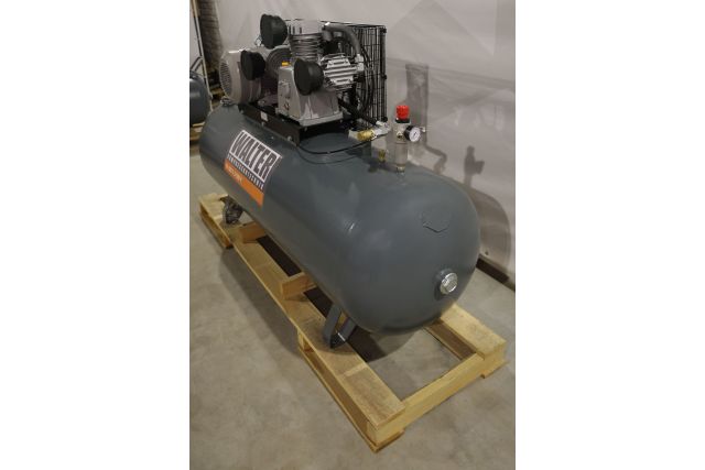 Компресор поршневий WALTER GK 880-5,5/500 P