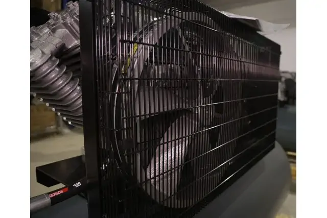 Компресор поршневий WALTER GK 1400-7,5/500 P 9