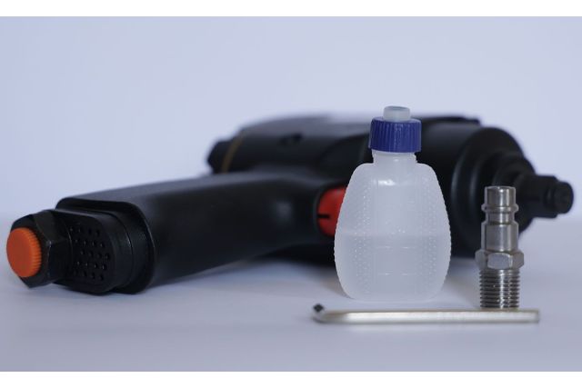 Пневматичний ударний гайковерт TAGRED TA801 1/2