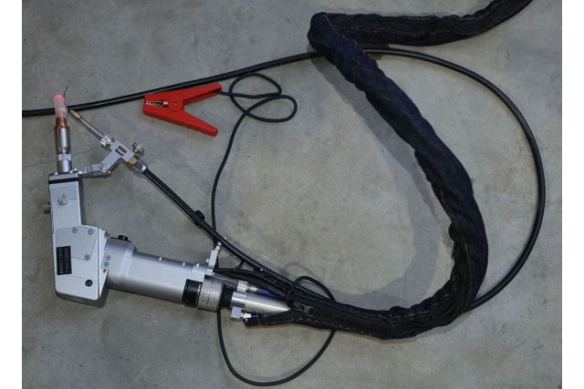 Лазерний зварювальний апарат CORMAK WL2000