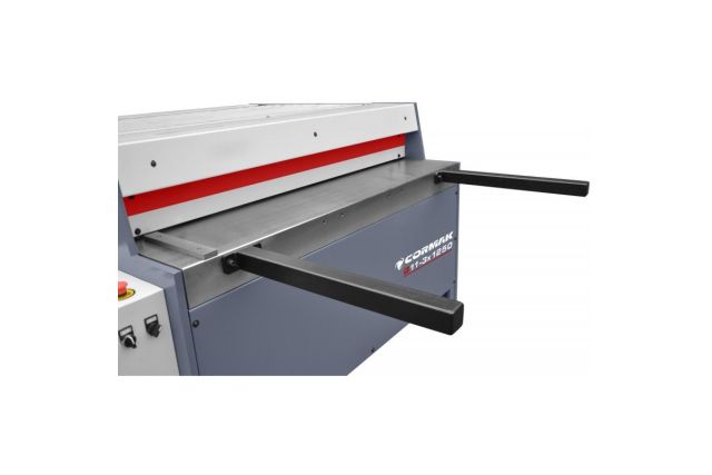 Механические гильотинные ножницы CORMAK 3x1250