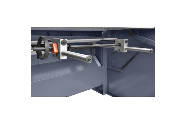 Механические гильотинные ножницы CORMAK 3x1250