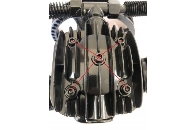 Компрессор масляный трехцилиндровый TAGRED TA324B