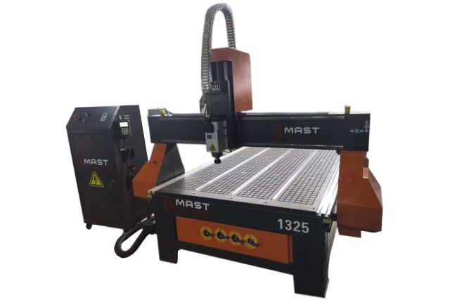 Фрезерный станок по дереву с ЧПУ MAST 1325