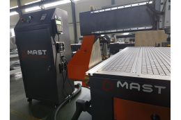 Фрезерный станок по дереву с ЧПУ MAST 1325