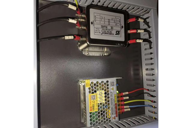 Фрезерний верстат по дереву з ЧПУ MAST 1325