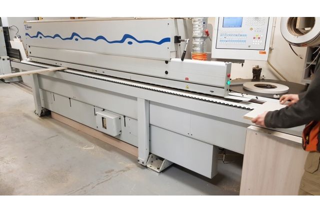 Кромкооблицовочный станок BRANDT KDF 530 C