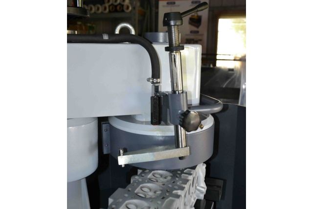 Станок для шлифования и фрезерования ГБЦ и БЦ...