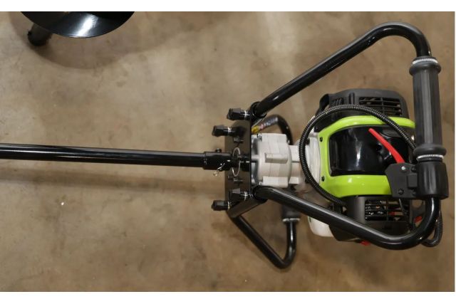 Бензобур Zipper ZI-ELB380