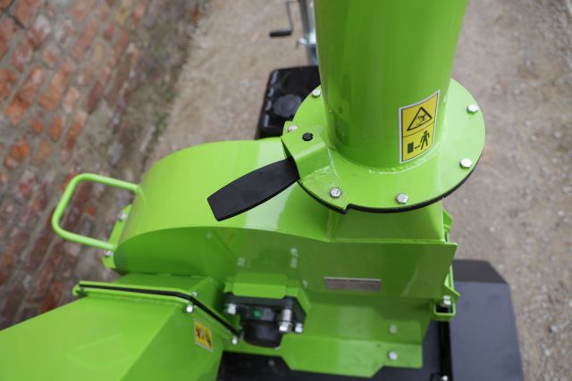 Садовый  измельчитель MAST Gartentechnik DGS1500