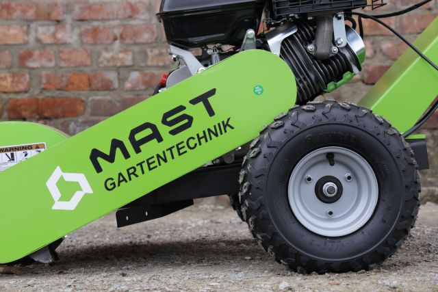Измельчитель пней MAST Gartentechnik SGR1500