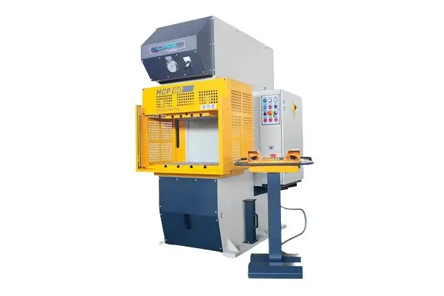 Гідравлічний С-подібний прес HCP 30 1