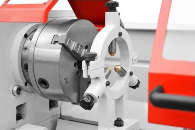 Универсальный токарный станок CORMAK TORNADO 360