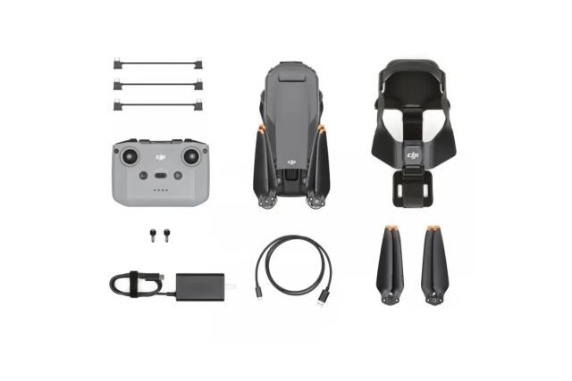 Квадрокоптер DJI Mavic 3