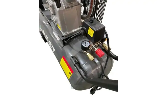 Поршневий компресор Mast VA65/100L 220V 4