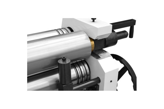 Вальцовочный станок CORMAK ESR1300x4.5