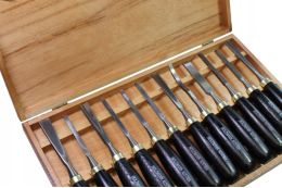 Комплект инструментов для резьбы по дереву 12 шт Holzmann SCH12TLG