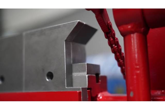 Листозгинальний верстат Prod-masz SGR 1400/1,5/160