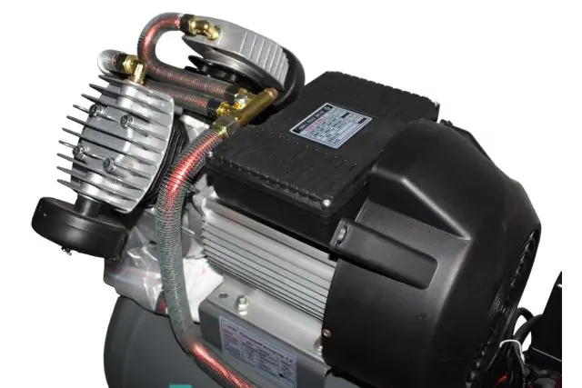 Поршневой компрессор MAST 2047/50L 220V 6