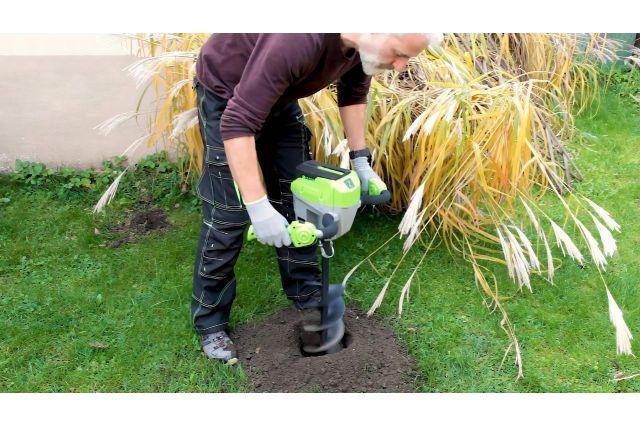 Акумуляторний бур Zipper ZI-EBM40V-AKKU