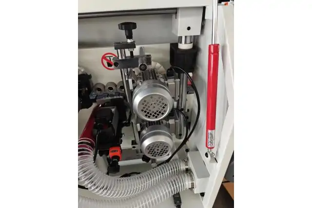 Кромкооблицювальний верстат MAST Holztechnik K306 11