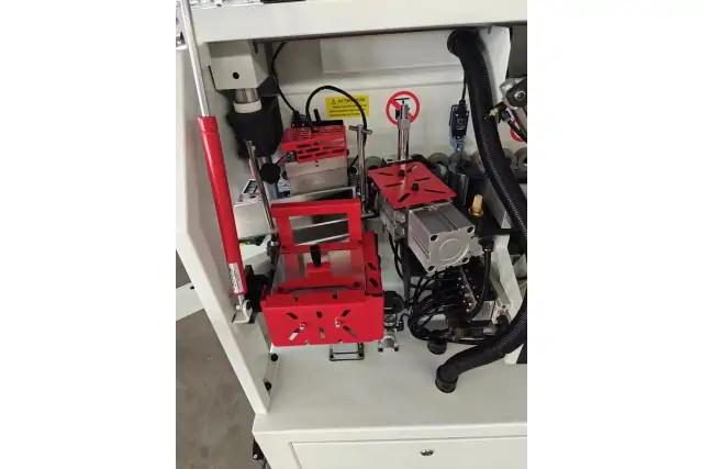 Кромкооблицовочный станок MAST Holztechnik K306 14