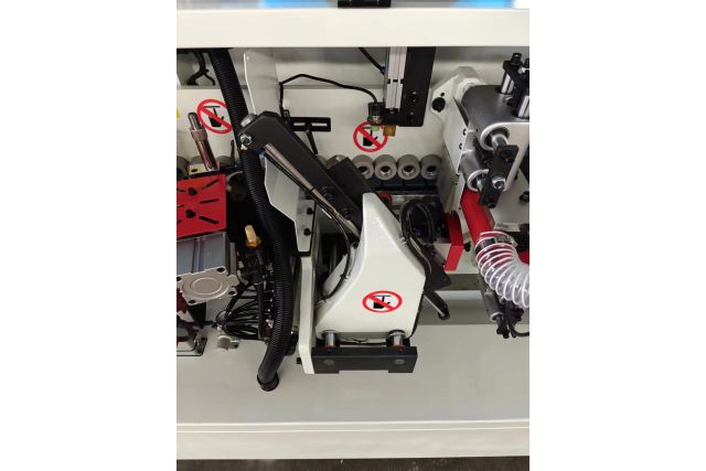 Кромкооблицовочный станок MAST Holztechnik K306Р