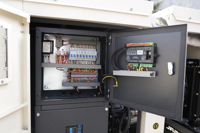 Дизельний генератор UNIVERSAL UND-YD 55 KVA