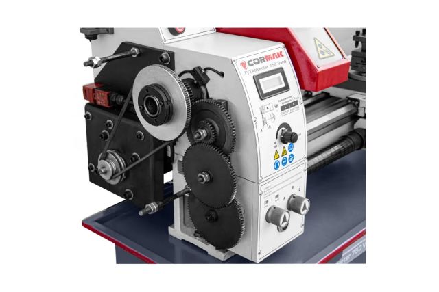 Токарний верстат CORMAK TYTAN 750 VARIO