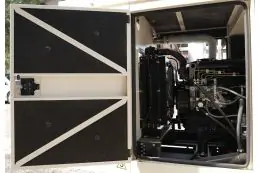 Дизельный генератор UNIVERSAL UND-YD 77 KVA 17