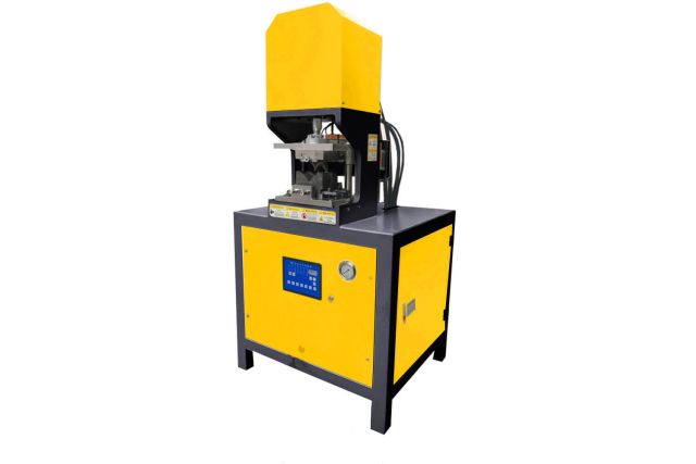 Пресс гидравлический для угловой вырубки...