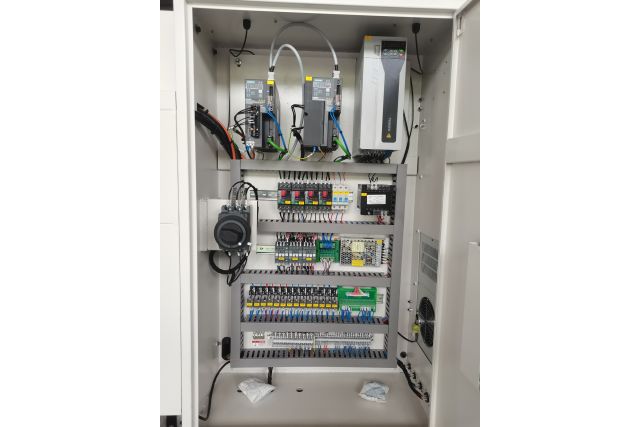 Токарный станок MAST ML 500x1000 SH8