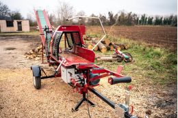 Полуавтоматическая машина для резки и раскола дров Brugger SA38