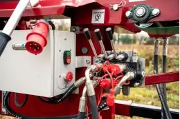 Напівавтоматична машина для різання і розколу дров Brugger SA38 8