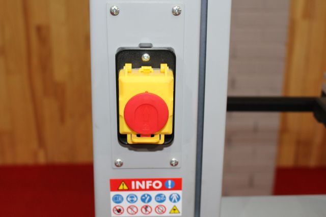 Стрічкова пила Holzmann HBS 470PROFI