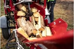 Напівавтоматична машина для різання і розколу дров Brugger SA48 3