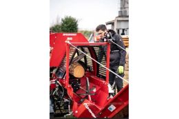 Напівавтоматична машина для різання і розколу дров Brugger SA48