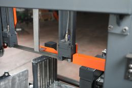 Автоматическая двухколонная ленточная пилка DISPA MAKINA D-OD 350