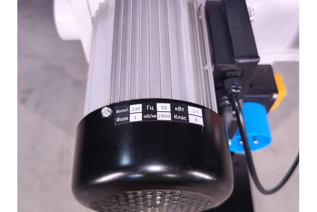 Ленточно-шлифовальный станок MAST Metalltechnik...