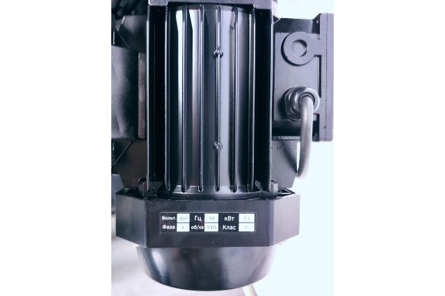 Свердлильний верстат по металу MAST...