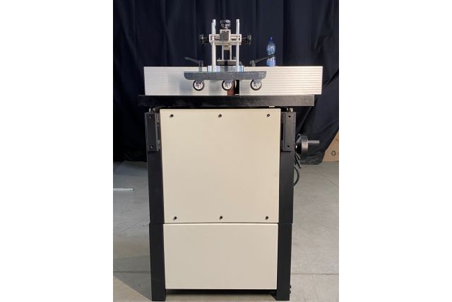 Фрезерный станок по дереву MAST Holztechnik...