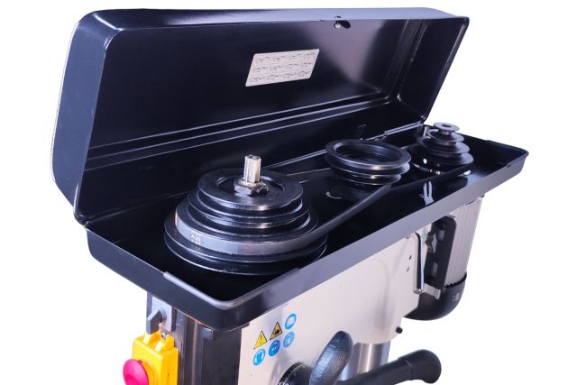 Сверлильный станок по металлу MAST...