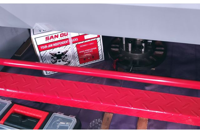  Токарный станок по металлу Holzmann ED1000SMART