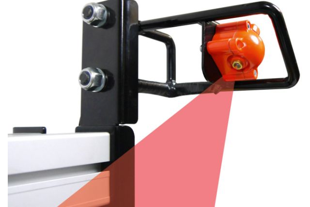  Плиткорезный станок Gölz TS250A