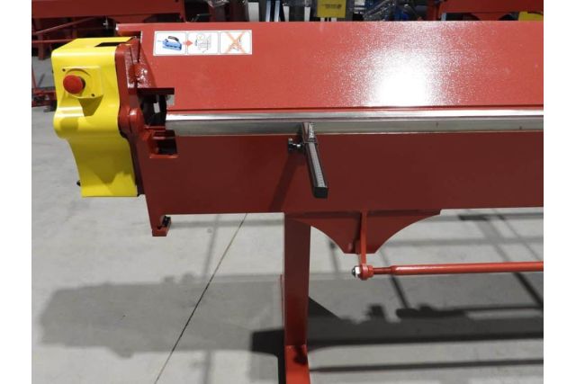 Електромеханічний листозгинальний верстат ZGH...