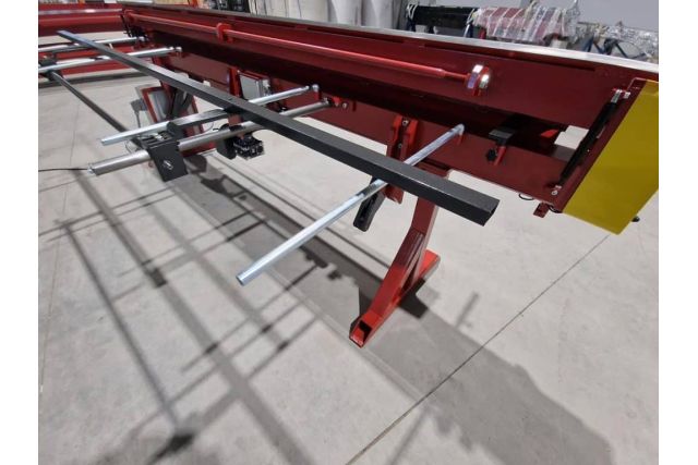 Електромеханічний листозгинальний верстат ZGH...