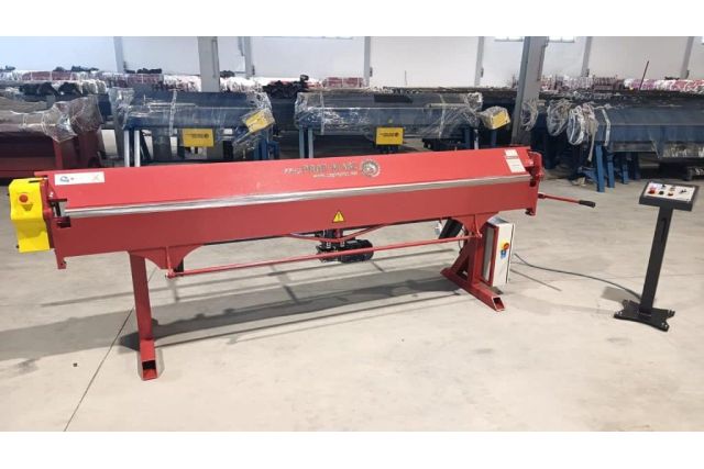 Електромеханічний листозгинальний верстат ZGH...